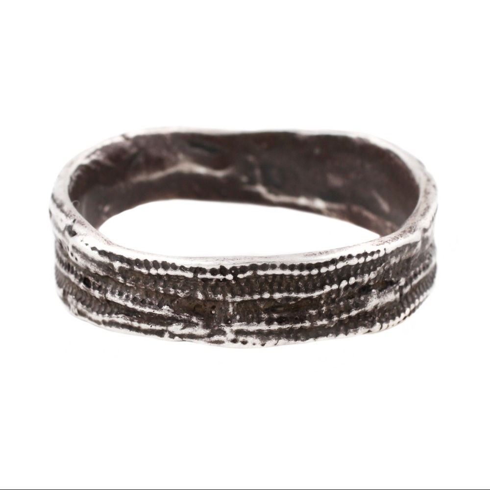 Beautiful Lauren Wolf Silver Double Urchin Band